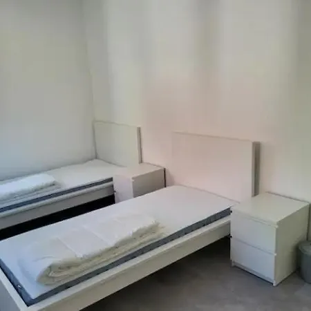 홈스테이 Apartment Tuttlingen